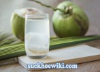 Bị bệnh trĩ có nên uống nước dừa không?